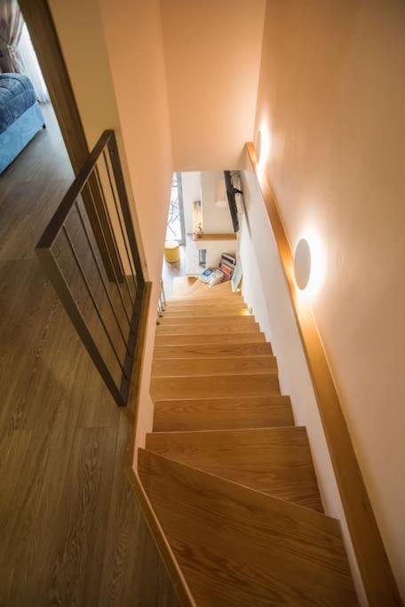 Modern, Stylish Maisonette *